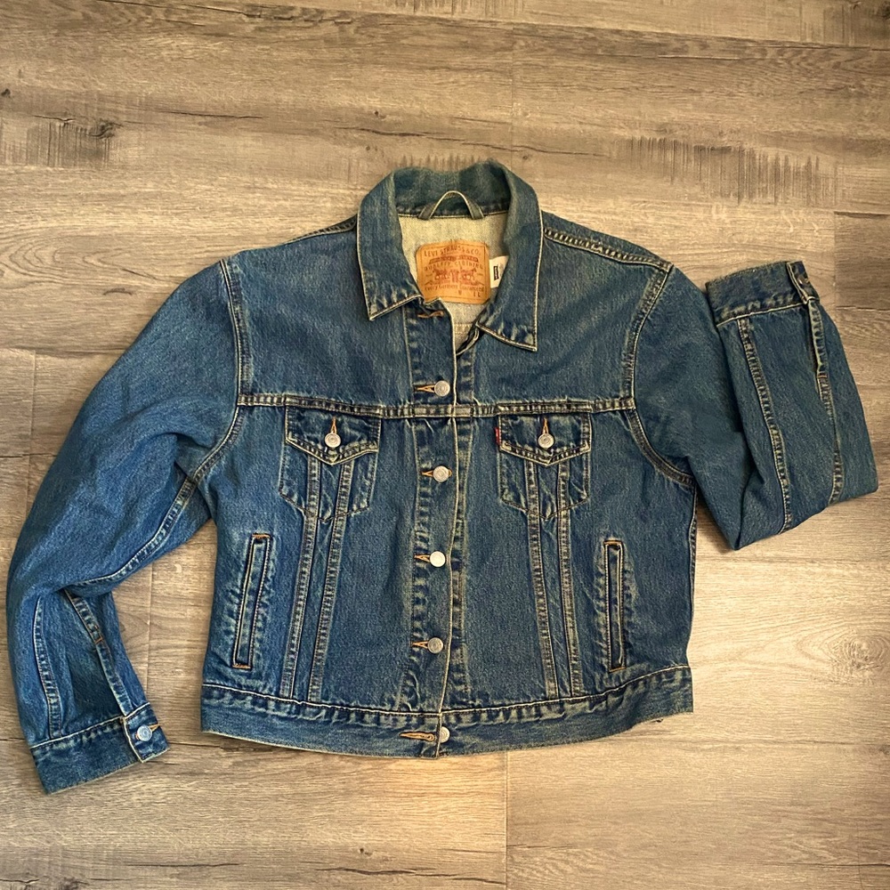 Levis denim Jacket Size Large
